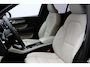 Volvo XC40 2.0 B3 164 PK Plus Dark, 4-Cilinder, Harman/Kardon, Leder, Trekhaak, Memory, Camera