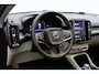 Volvo XC40 2.0 B3 164 PK Plus Dark, 4-Cilinder, Harman/Kardon, Leder, Trekhaak, Memory, Camera