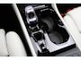 Volvo XC40 2.0 B3 164 PK Plus Dark, 4-Cilinder, Harman/Kardon, Leder, Trekhaak, Memory, Camera