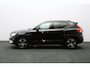 Volvo XC40 2.0 B3 164 PK Plus Dark, 4-Cilinder, Harman/Kardon, Leder, Trekhaak, Memory, Camera