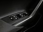 Volkswagen Polo 1.0 TSI Sportline Automaat (APPLE CARPLAY, GROOT NAVI, CLIMATE, STOELVERWARMING, SPORTSTOELEN, GETINT GLAS, LM VELGEN, ADAPTIVE CRUISE, NIEUWSTAAT)