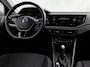 Volkswagen Polo 1.0 TSI Sportline Automaat (APPLE CARPLAY, GROOT NAVI, CLIMATE, STOELVERWARMING, SPORTSTOELEN, GETINT GLAS, LM VELGEN, ADAPTIVE CRUISE, NIEUWSTAAT)