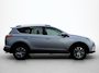 Toyota RAV4 2.0 VVT-i AWD Dynamic | Trekhaak 1500 KG trekgewicht | Stoelverwarming | Parkeersensoren voor+achter | Navigatie | Climate Control | Cruise Control | Achteruitrijcamera |