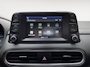 Hyundai Kona Electric EV Comfort 64 kWh | Warmtepomp | 100% SOH | Adaptive cruise control | Apple Carplay & Android Auto | Achteruitrijcamera | Parkeersensoren achter | Keyless entry | DAB radio |