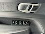 Volvo XC40 Single Motor Essential 69 kWh | Trekhaak Wegklapbaar | Camera | Apple CarPlay / Android Auto | Navigatie |