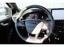 Ford Focus Wagon 1.0 EcoBoost Hybrid ST Line X 155 pk Automaat | Navigatie | Carplay | Verwarmde Voorruit / Stoelen / Stuur | AGR Stoelen | Trekhaak | All Season Banden