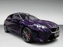 BMW 1-Serie 120 M-SPORT NW-PRIJS 67DEURO PANO/ICONIC-GRILL/MASSAGE+M-STOELEN,H-UP/H&K/CAMERA-NAV///