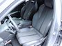 Peugeot 2008 1.2 Hybrid 136 GT | Navigatie | Camera Voor & Achter | Climate Control
