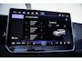 Volkswagen Tiguan 1.5 eTSI Life Edition | Achterbank verwarmd | Achteruitrijcamera | Apple Carplay/Android Auto|telefoonintegratie premium