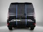 Ford Transit Custom 340 2.5 PHEV L2H1 Sport | DEMO! | Beschikbaar 01-2027 | Adaptieve Cruise | | Inklapbare trekhaak | Stoel/stuurverwarming | Dodehoekdetectie | 19'' Velgen | B&O | Dubbele zijschuifdeur | Striping