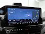 Ford Transit Custom 340 2.5 PHEV L2H1 Sport | DEMO! | Beschikbaar 01-2027 | Adaptieve Cruise | | Inklapbare trekhaak | Stoel/stuurverwarming | Dodehoekdetectie | 19'' Velgen | B&O | Dubbele zijschuifdeur | Striping