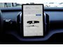 Volvo EX30 P3 Long Range Plus Europa 69 kWh Elektrisch verstelbare voorstoelen | Stoel-/ stuurwielverwarming | Harman Kardon | Keyless entry | 18 inch. lichtmetalen velgen | Warmtepomp | Vehicle to load | Volvo Guard | Adaptieve cruise control | BLIS