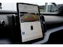 Volvo EX30 P3 Long Range Plus Europa 69 kWh Elektrisch verstelbare voorstoelen | Stoel-/ stuurwielverwarming | Harman Kardon | Keyless entry | 18 inch. lichtmetalen velgen | Warmtepomp | Vehicle to load | Volvo Guard | Adaptieve cruise control | BLIS
