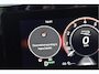Volkswagen T-Roc 1.5 eTsi DSG R-Line VOL! Pano, Harman/kardon, 20 inch, Head-up, Elek. trekhaak, 360* Camera, LED Grill