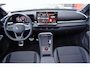 Volkswagen T-Roc 1.5 eTsi DSG R-Line VOL! Pano, Harman/kardon, 20 inch, Head-up, Elek. trekhaak, 360* Camera, LED Grill