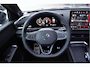 Volkswagen T-Roc 1.5 eTsi DSG R-Line VOL! Pano, Harman/kardon, 20 inch, Head-up, Elek. trekhaak, 360* Camera, LED Grill