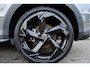 Volkswagen T-Roc 1.5 eTsi DSG R-Line VOL! Pano, Harman/kardon, 20 inch, Head-up, Elek. trekhaak, 360* Camera, LED Grill