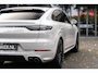 Porsche Cayenne Coupé E-Hybrid | SportDesign | BOSE | Luchtvering | 22 Inch | Sportstoelen (18-weg)