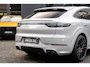 Porsche Cayenne Coupé E-Hybrid | SportDesign | BOSE | Luchtvering | 22 Inch | Sportstoelen (18-weg)