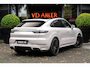 Porsche Cayenne Coupé E-Hybrid | SportDesign | BOSE | Luchtvering | 22 Inch | Sportstoelen (18-weg)