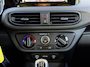 Hyundai i10 1.0 Comfort / Apple Carplay & Android Auto Navigatie / Cruise Control / Airco / NL Auto / 1e Eigenaar / | Achterbank in delen neerklapbaar | Airco | Multimedia scherm standaard