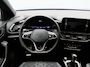Volkswagen T-Roc 1.5 TSi 150 Pk Automaat R-Line | Black Style | Stoelverwarming | Camera | Adaptive Cruise | Virtual Cockpit | Navigatie | 18 Inch | 25.245 Km !!