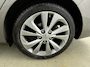 Toyota Auris 1.8 Hybrid Black Edition | Stoelverwarming | Navigatie | Parkeercamera *
