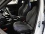 Peugeot e-2008 EV GT Avantage 54 kWh 156PK | AppleCarPlay/AndroidAuto | Climate Control | Adaptive Cruise Control | 360'Camera | FULL LED | Navigatie | LMV | Parkeersensoren | Privacy Glass | Isofix | Two-Tone | Sfeerverlichting |