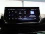 Peugeot e-2008 EV GT Avantage 54 kWh 156PK | AppleCarPlay/AndroidAuto | Climate Control | Adaptive Cruise Control | 360'Camera | FULL LED | Navigatie | LMV | Parkeersensoren | Privacy Glass | Isofix | Two-Tone | Sfeerverlichting |