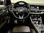 Alfa Romeo Stelvio 2.0 T AWD Veloce | Camera | Harman Kardon | Memory | Adaptieve cruise | 20"Lichtmetaal | Navigatie |