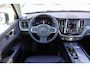Volvo XC60 2.0 T6 Plug-in hybrid AWD Essential Edition Bright | SoH 94% | Trekhaak | Panoramadak | Leder | Camera