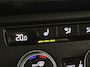 Volkswagen Transporter Caravelle 2.0 TDI DSG DC L2 Comfortline BTW-AUTO | TREKHAAK | 5-PERSOONS | ADAPTIVE CRUISE CONTROL | STOELVERWARMING | ALPINE AUDIOSYSTEEM |