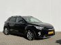 Kia Stonic 1.0 T-GDi MHEV DynamicPlusLine | Navigatie | Camera | All season banden | Climate control | CarPlay | Zwarte logo's |
