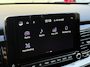 Kia Stonic 1.0 T-GDi MHEV DynamicPlusLine | Navigatie | Camera | All season banden | Climate control | CarPlay | Zwarte logo's |