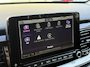 Kia Stonic 1.0 T-GDi MHEV DynamicPlusLine | Navigatie | Camera | All season banden | Climate control | CarPlay | Zwarte logo's |