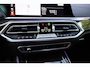BMW X5 xDrive45e High Executive M-Sport | Pano | HUD | H&K | 360 | ACC | Laser | Carbon | Elektr. trekhaak | 22 inch | Stuurwielverwarming | Keyless | Alarm kl.3 | Etc.