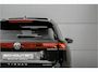 Volkswagen Tiguan 1.5 eHybrid Life IQ Pano Winterpack 360° Trekhaak ACC
