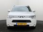 Mitsubishi Outlander 2.0 Instyle | 7 peroons | Trekhaak