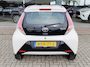 Toyota Aygo 1.0 VVT-i x-play | Airco | Toerenteller | Achteruitrijcamera