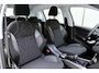 Peugeot 2008 1.2 PureTech Blue Lion | Navigatie | Automaat | Parkeersensoren | Cruise control | Stuurwiel multifunctioneel |