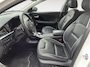 Kia Niro EV e-Niro ExecutiveLine 64 kWh | Warmtepomp | Navigatie | Adaptive cruise control | Climate control | Apple Carplay & Android Auto | Achteruitrijcamera | Stoel- stuurverwarming |