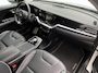 Kia Niro EV e-Niro ExecutiveLine 64 kWh | Warmtepomp | Navigatie | Adaptive cruise control | Climate control | Apple Carplay & Android Auto | Achteruitrijcamera | Stoel- stuurverwarming |
