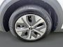 Kia Niro EV e-Niro ExecutiveLine 64 kWh | Warmtepomp | Navigatie | Adaptive cruise control | Climate control | Apple Carplay & Android Auto | Achteruitrijcamera | Stoel- stuurverwarming |