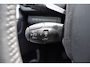 Peugeot 2008 1.2 PureTech Blue Lion 6 mnd GARANTIE NW DBriem DealerOH 2e Eig Navi CruiseC PDC Airco