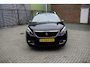 Peugeot 2008 1.2 PureTech 12 mnd GARANTIE DealerOH DBriem is vv Carplay Navi Airco CruiseC