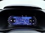 Volvo XC40 B3 177pk Plus Black Edition / Harman Kardon audio / Lighting / Elektrische stoelen met geheugen /