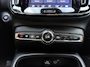 Volvo XC40 B3 177pk Plus Black Edition / Harman Kardon audio / Lighting / Elektrische stoelen met geheugen /