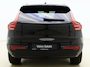 Volvo XC40 B3 177pk Plus Black Edition / Harman Kardon audio / Lighting / Elektrische stoelen met geheugen /