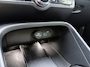 Volvo XC40 B3 177pk Plus Black Edition / Harman Kardon audio / Lighting / Elektrische stoelen met geheugen /