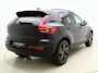 Volvo XC40 B3 177pk Plus Black Edition / Harman Kardon audio / Lighting / Elektrische stoelen met geheugen /